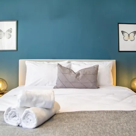 Sea-view 3br In Karsiyaka * إزمير