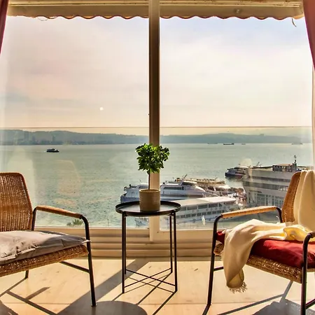 Sea-view 3br In Karsiyaka Apartment *
