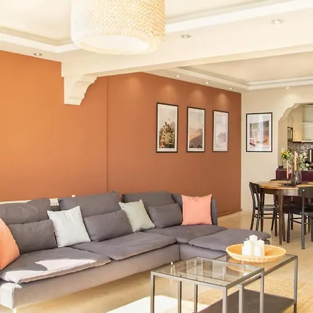 Apartman Sea View 3br Flat - Steps From Coast Road İzmir