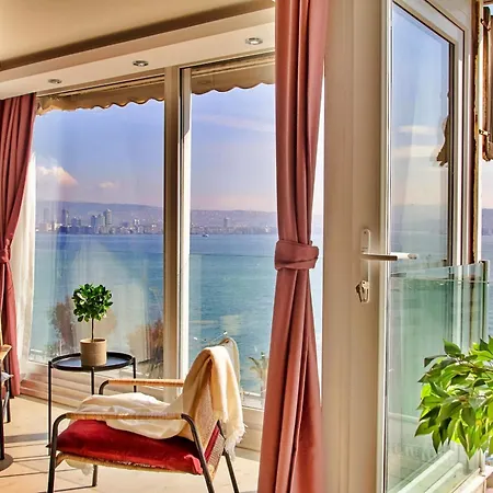Apartman Sea View 3br Flat - Steps From Coast Road *